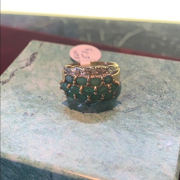 10k emerald ring